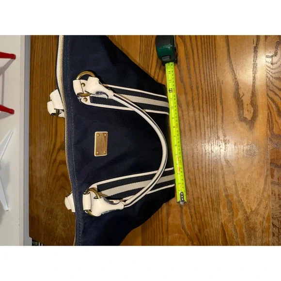 Michael Kors Navy Blue Nylon Tote Bag with Cream Leather Trim and Gold Hardware - Picture 9 of 15